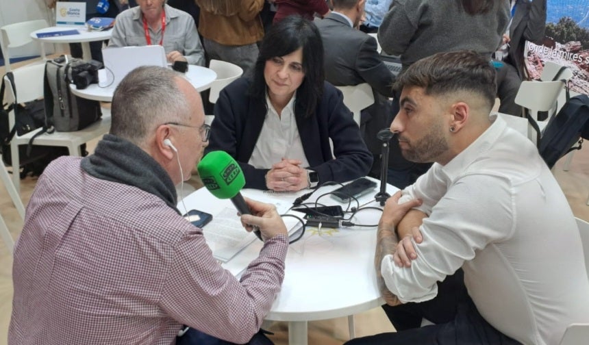 Redován busca potenciar el turismo familiar en FITUR con 'Senderos de luz' Redován busca potenciar el turismo familiar en FITUR con 'Senderos de luz'