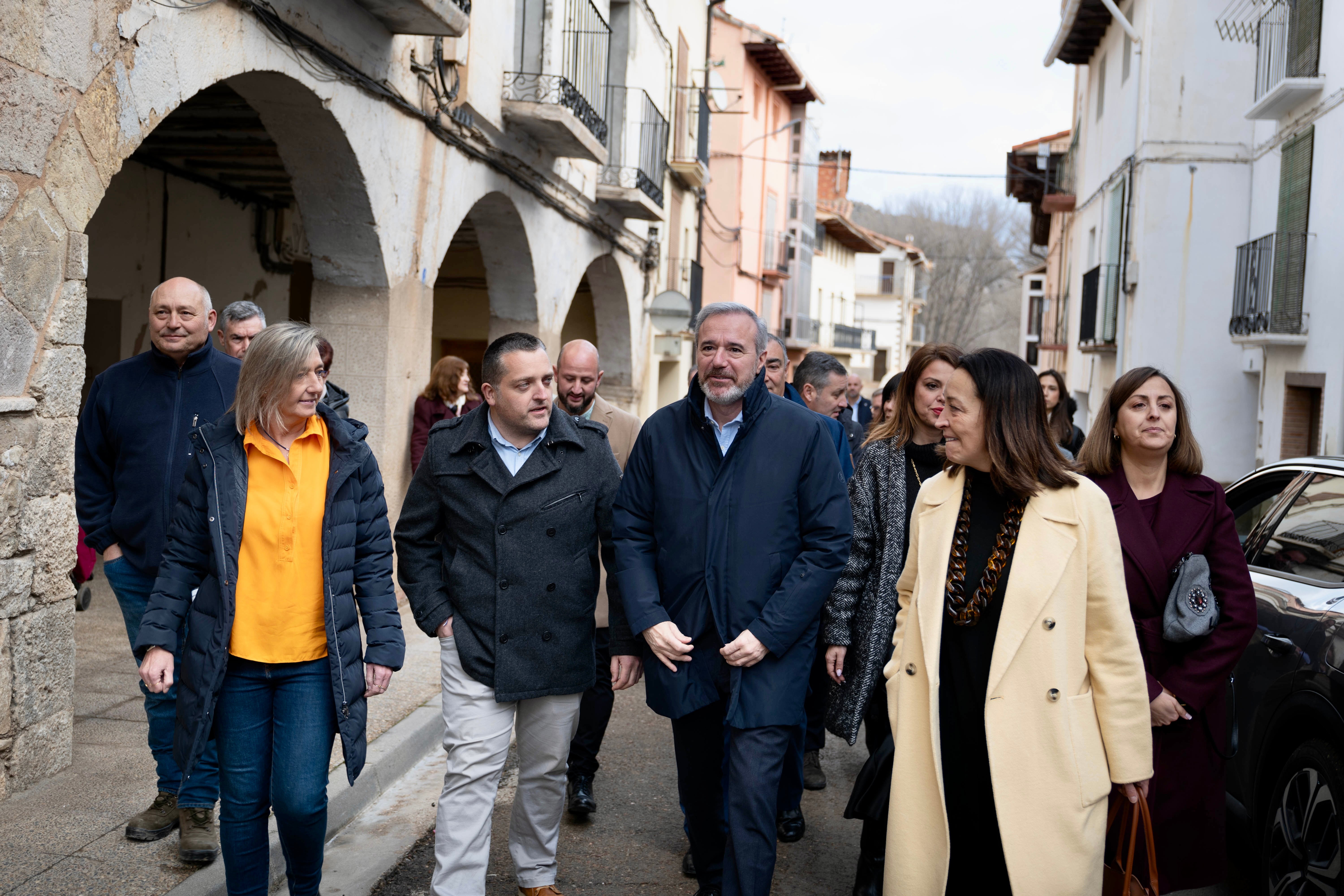 Aragón asumirá las ayudas al transporte público para mantener los precios Aragón asumirá las ayudas al transporte público para mantener los precios