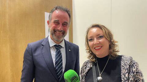 El Conseller de vivienda, territorio y movilidad, José Luis Mateo, en una entrevista con Elka Dimitrova desde FITUR. El Conseller de vivienda, territorio y movilidad, José Luis Mateo, en una entrevista con Elka Dimitrova desde FITUR.