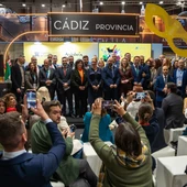 Foto de familia de alcaldes y alcaldesas de la provincia de Cádiz en FITUR Foto de familia de alcaldes y alcaldesas de la provincia de Cádiz en FITUR