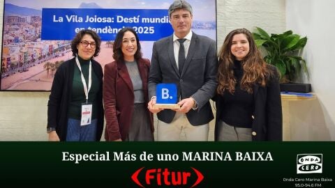 Villajoyosa recibe el premio &ldquo;Destino en tendencia 2025&rdquo; otorgado por la plataforma de reservas de viajes Booking.com en Fitur 2025