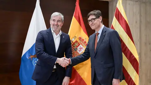 Fernando Clavijo, el presidente de Canarias, y Salvador Illa, el presidente de la Generalitat de Cataluña. Fernando Clavijo, el presidente de Canarias, y Salvador Illa, el presidente de la Generalitat de Cataluña.