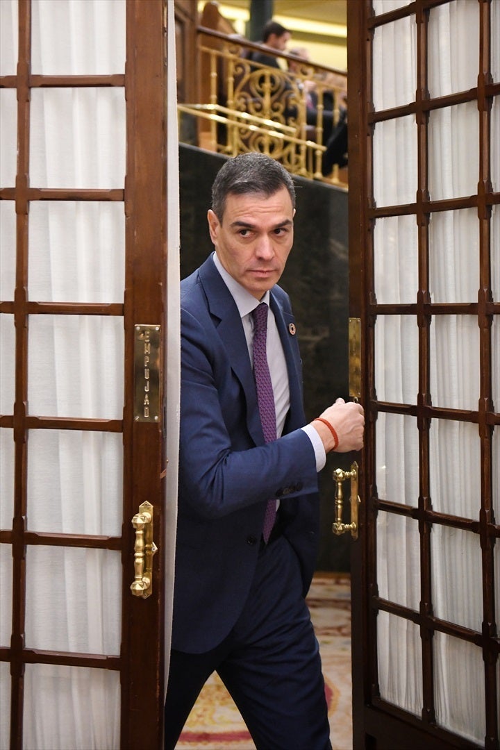 Tertulia: La última derrota del Gobierno en el Congreso Tertulia: La última derrota del Gobierno en el Congreso