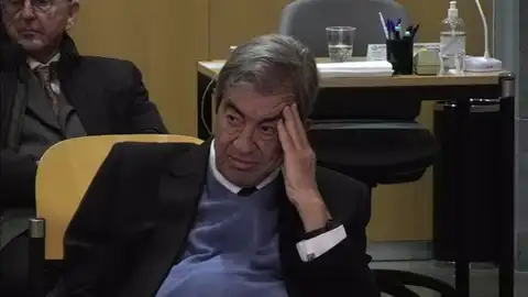 El Fiscal mantiene la petición de 3 años y 6 meses de cárcel para Cascos por supuesta apropiación indebida El Fiscal mantiene la petición de 3 años y 6 meses de cárcel para Cascos por supuesta apropiación indebida