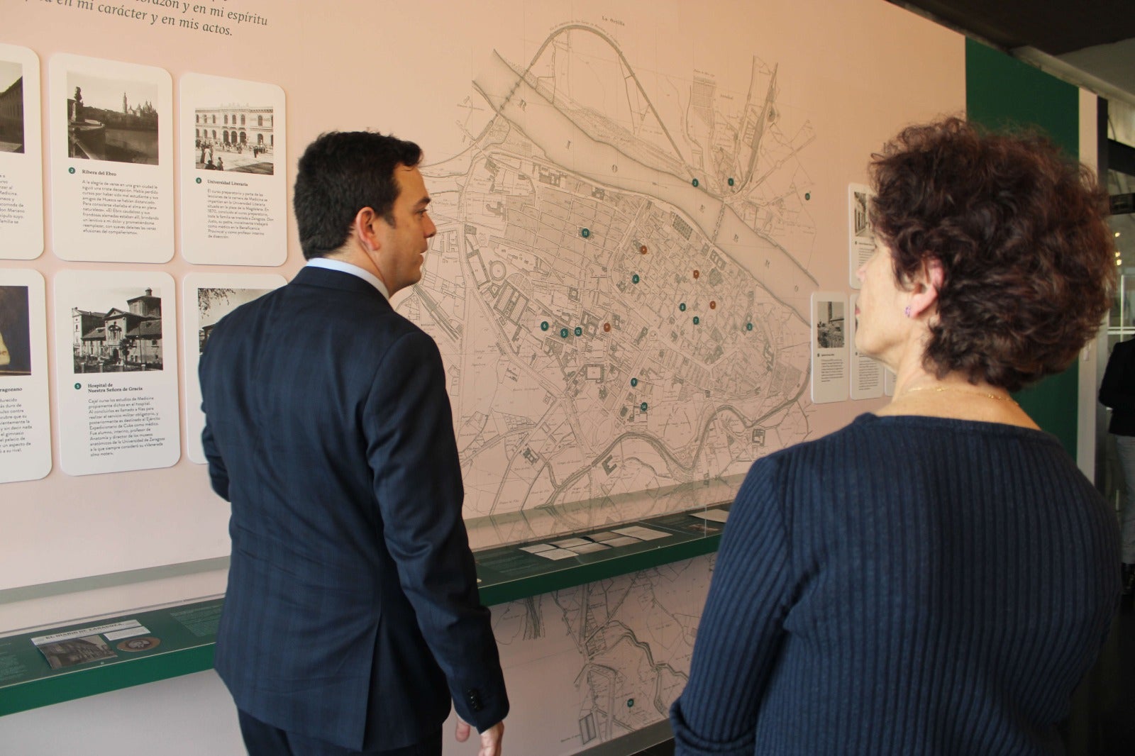 Inaugurada la exposición 'Zaragoza, la ciudad de Ramón y Cajal' Inaugurada la exposición 'Zaragoza, la ciudad de Ramón y Cajal'