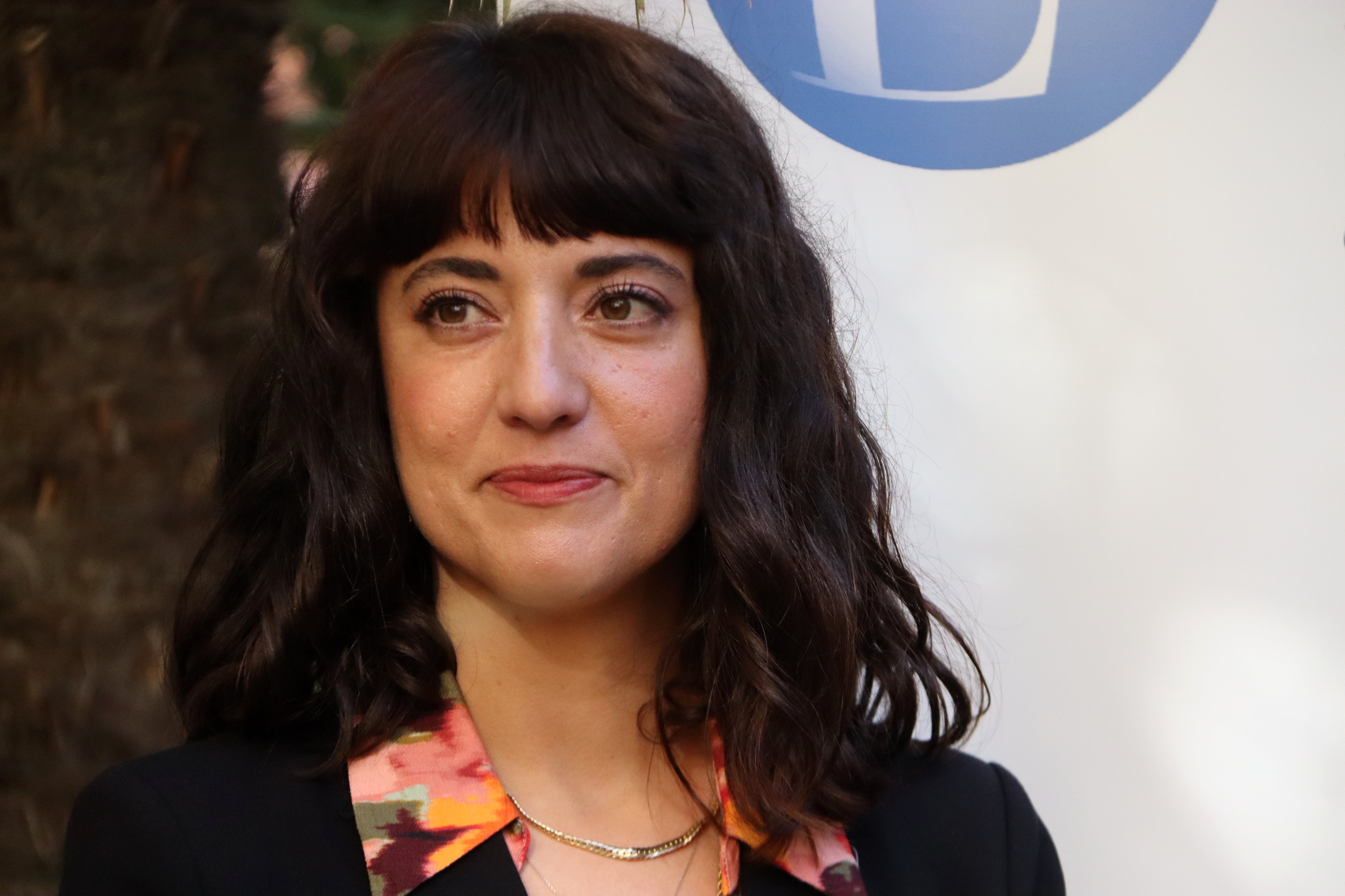 Estel Solé guanya el 45è Premi Ramon Llull amb la novel·la 'Aquest tros de vida' Estel Solé guanya el 45è Premi Ramon Llull amb la novel·la 'Aquest tros de vida'