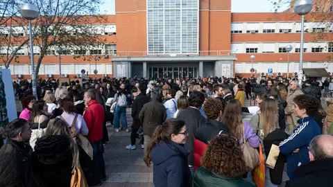 Imagen de archivo de la entrada a la prueba convocada por el Ministerio de Sanidad Imagen de archivo de la entrada a la prueba convocada por el Ministerio de Sanidad