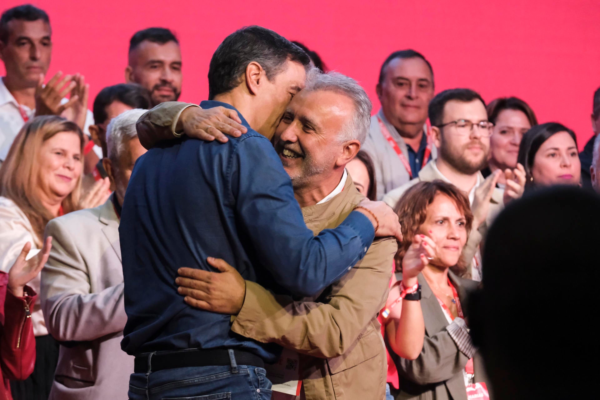 Torres reelegido secretario del PSOE de Canarias además de candidato en 2027 Torres reelegido secretario del PSOE de Canarias además de candidato en 2027