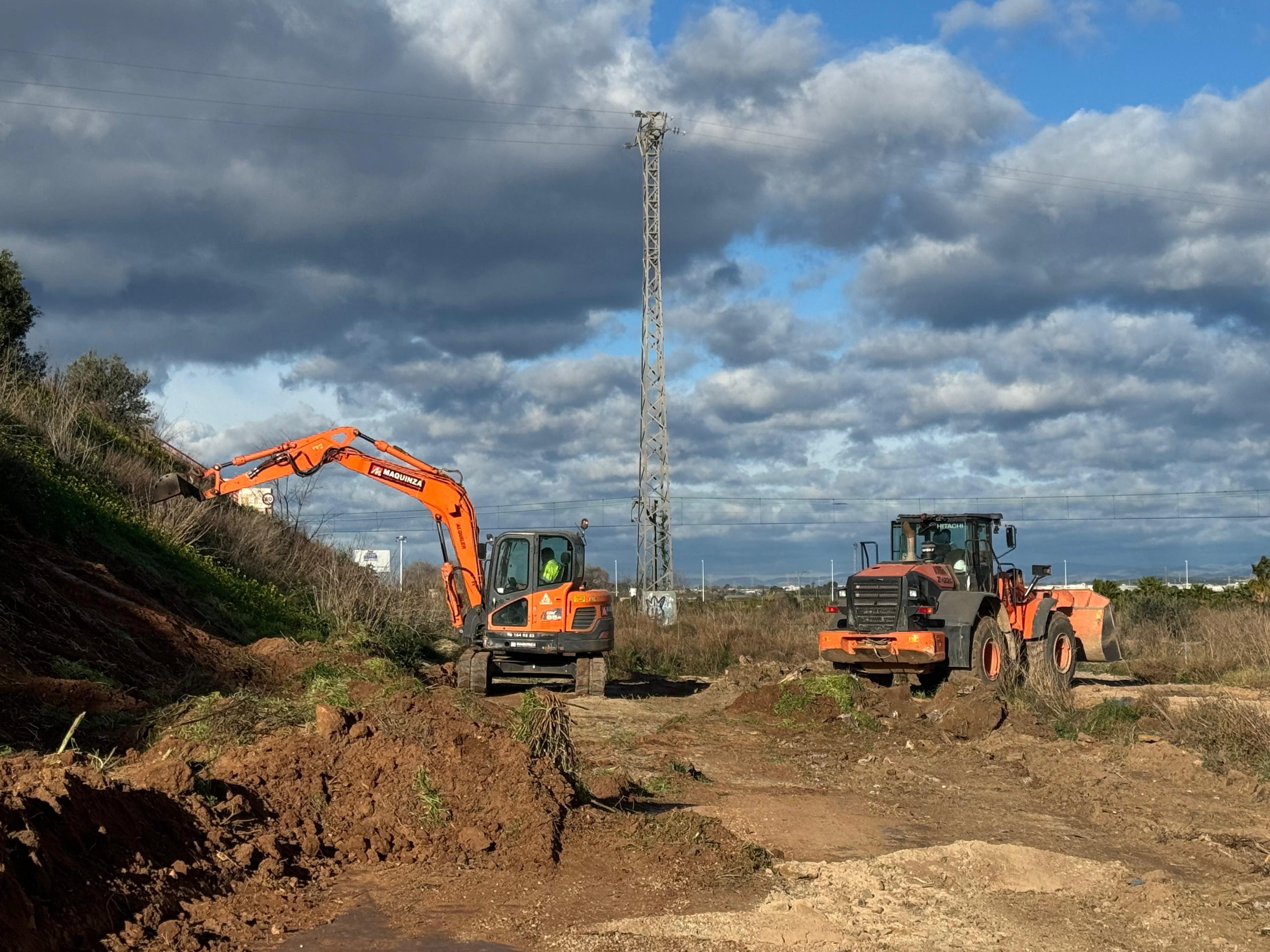 La Generalitat inicia las obras para desdoblar la ‘carretera de la Gombalda’ entre Museros y Massamagrell La Generalitat inicia las obras para desdoblar la ‘carretera de la Gombalda’ entre Museros y Massamagrell