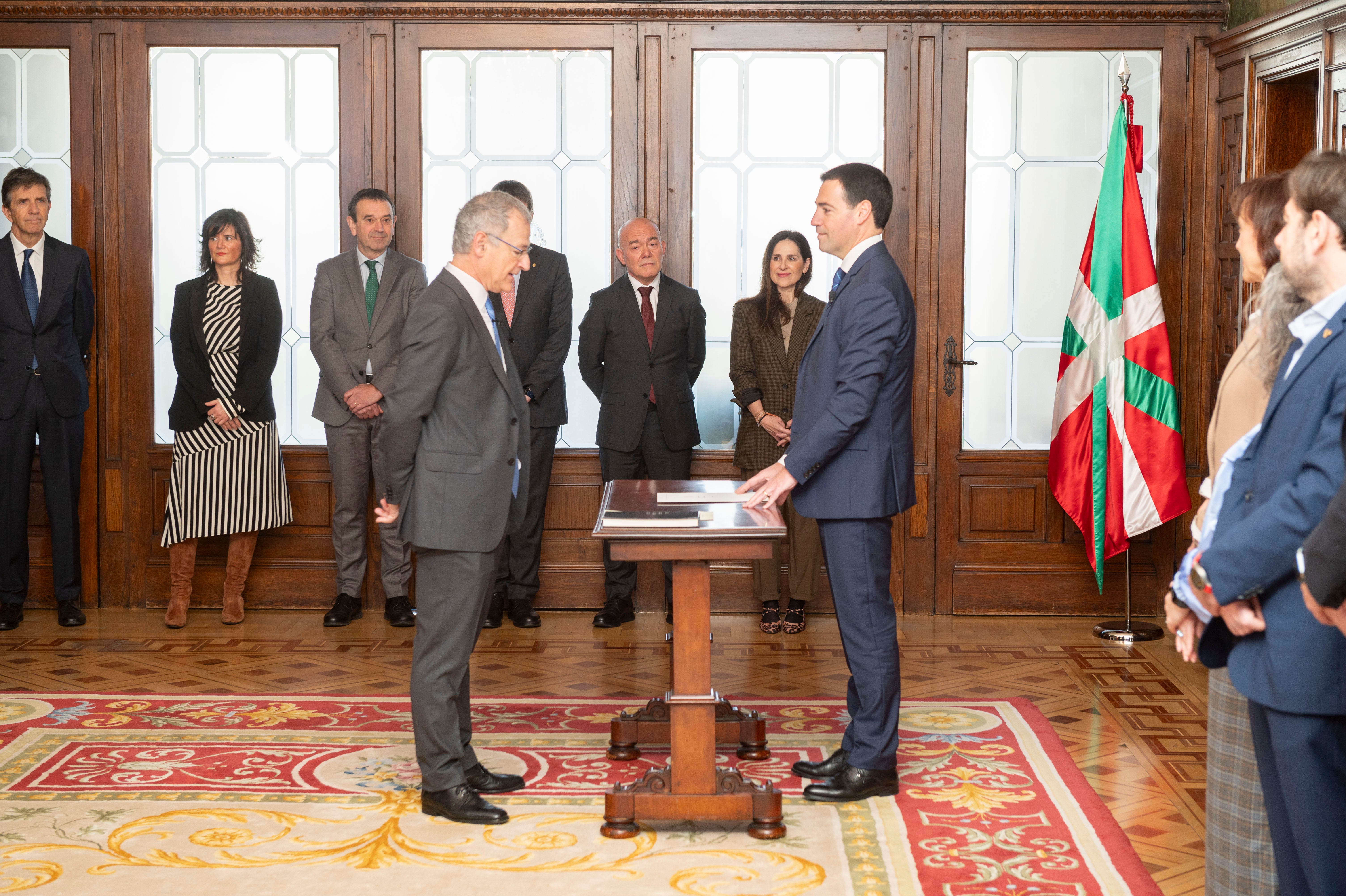 Joxerramon Bengoetxea, nombrado nuevo rector de la UPV/EHU Joxerramon Bengoetxea, nombrado nuevo rector de la UPV/EHU