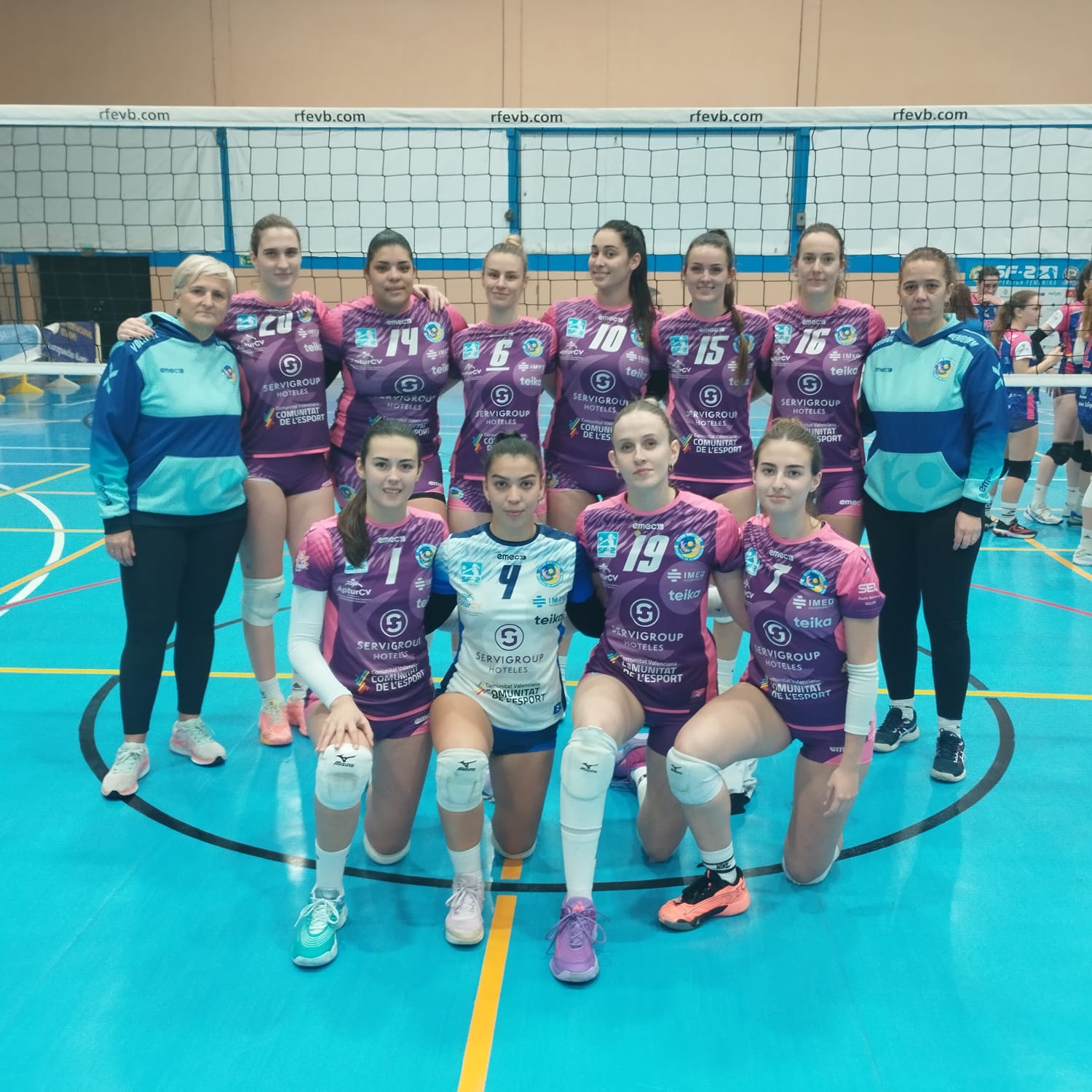 Los equipos del Servigroup Playas Benidorm se quedaron a las puertas de la victoria en sus encuentros de este fin de semana Los equipos del Servigroup Playas Benidorm se quedaron a las puertas de la victoria en sus encuentros de este fin de semana