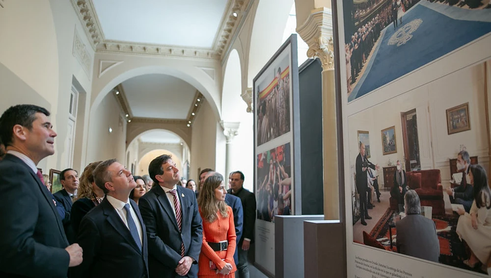 Exposición sobre los diez primeros años del reinado de Felipe VI Exposición sobre los diez primeros años del reinado de Felipe VI