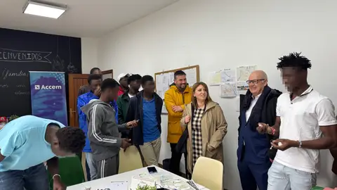 Inmigrantes que fuxiron da guerra en Mali acollidos en Allariz Inmigrantes que fuxiron da guerra en Mali acollidos en Allariz