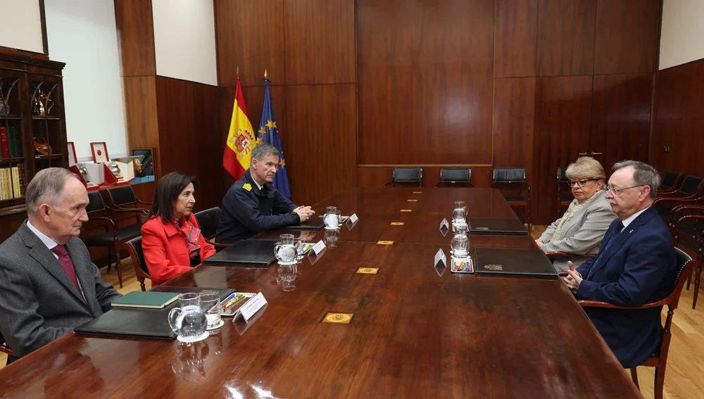 Reunión en el ministerio de Defensa Reunión en el ministerio de Defensa