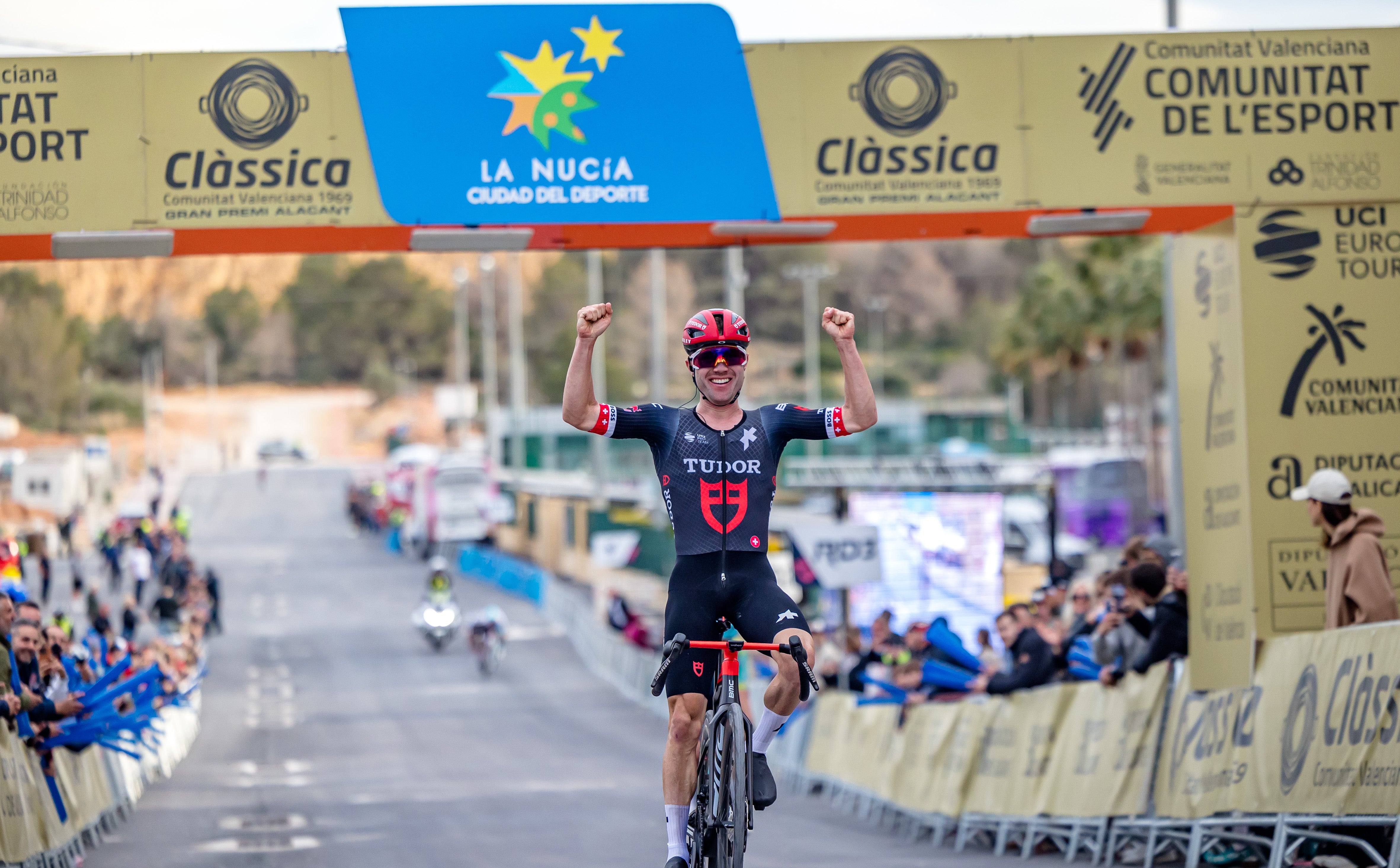 Marc Hirschi gana al sprint en La Nucía la 41ª ‘Clàssica Comunitat Valenciana’ Marc Hirschi gana al sprint en La Nucía la 41ª ‘Clàssica Comunitat Valenciana’