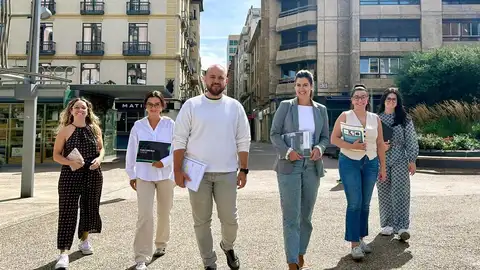 Impacto de la subida de impuestos en 2025 para autónomos y pequeñas empresas: "El caso de las agencias de marketing digital" Impacto de la subida de impuestos en 2025 para autónomos y pequeñas empresas: "El caso de las agencias de marketing digital"