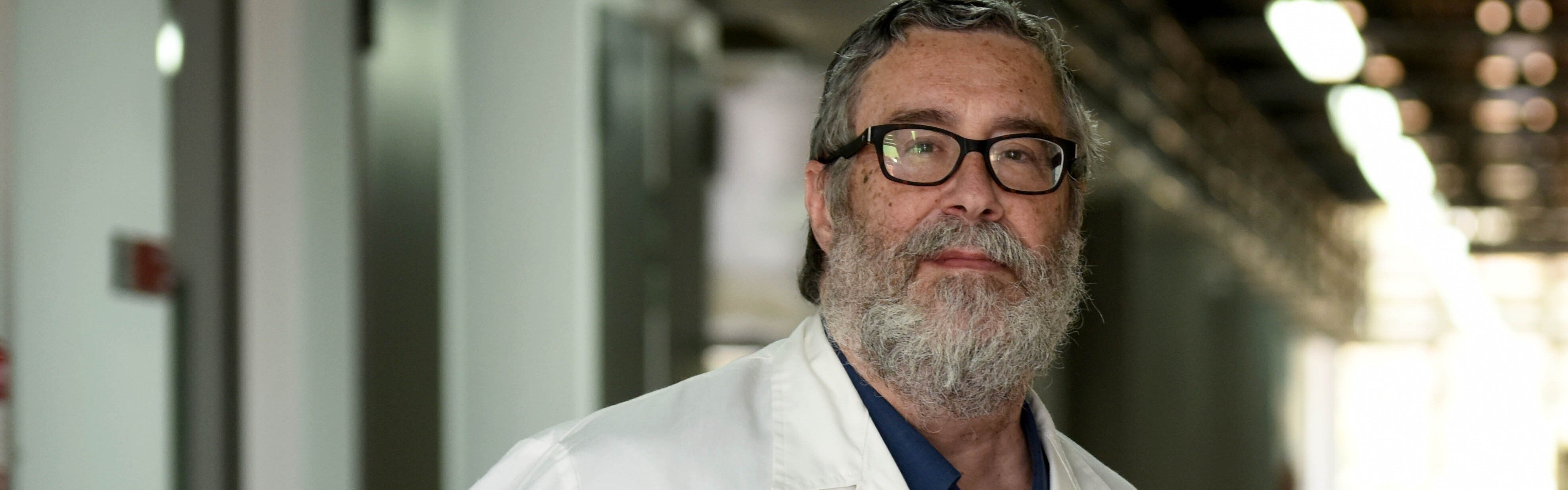 La Universidad Miguel Hernández de Elche inviste Doctor Honoris Causa al científico Luis Puelles La Universidad Miguel Hernández de Elche inviste Doctor Honoris Causa al científico Luis Puelles