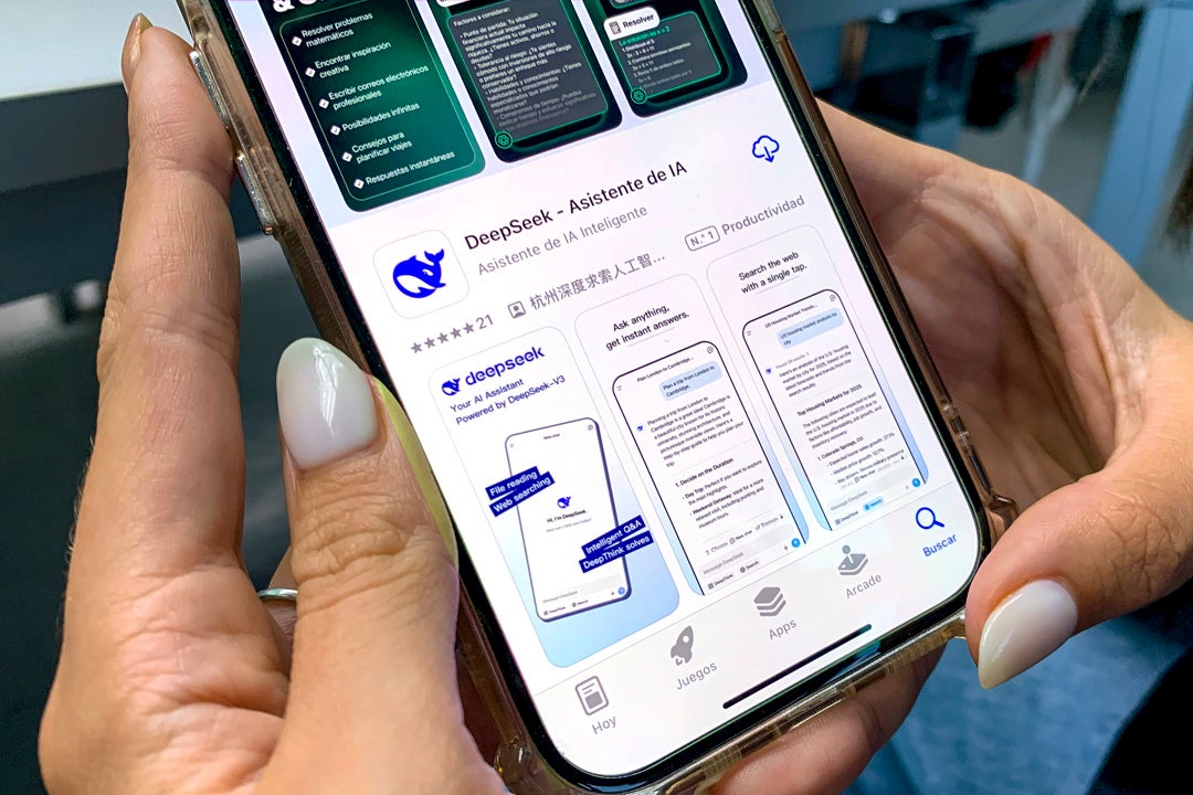 Todo sobre DeepSeek, el ‘ChatGPT chino’: qué es, cómo se utiliza y por qué es tan barato Todo sobre DeepSeek, el ‘ChatGPT chino’: qué es, cómo se utiliza y por qué es tan barato