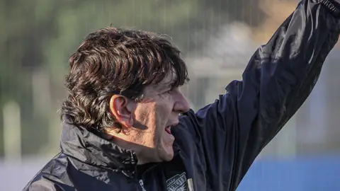José Vicente Lledó, entrenador del Intercity. José Vicente Lledó, entrenador del Intercity.