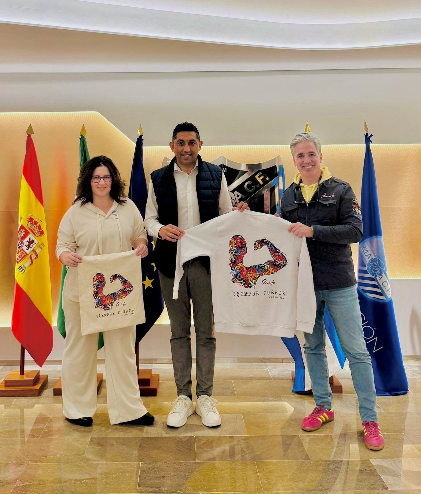 El proyecto solidario "Siempre Fuertes" estrena nueva causa con Fundación HÉROES El proyecto solidario "Siempre Fuertes" estrena nueva causa con Fundación HÉROES