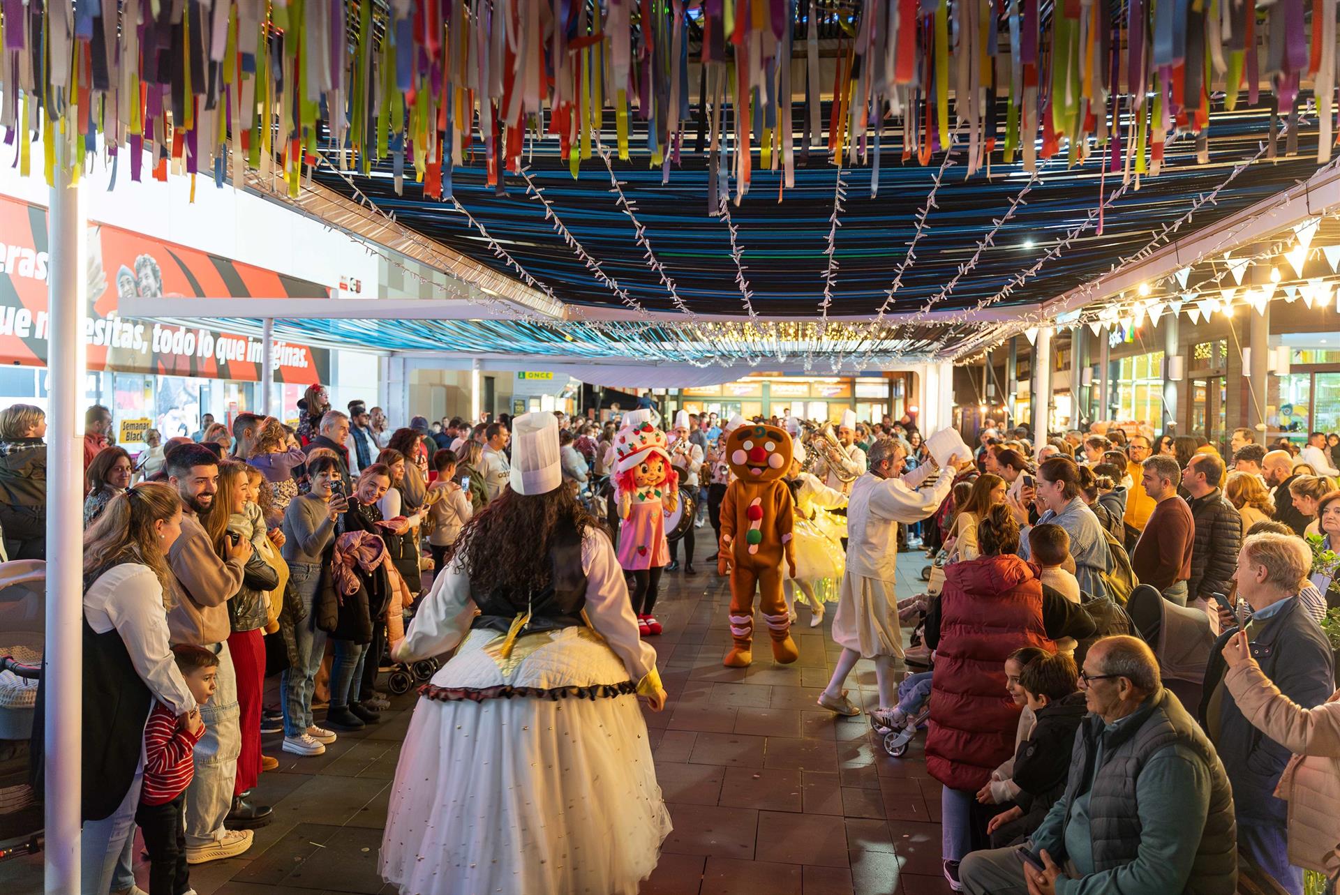 El centro comercial El Faro cerró 2024 con un récord de más de ocho millones de visitas y suma ocho nuevas aperturas El centro comercial El Faro cerró 2024 con un récord de más de ocho millones de visitas y suma ocho nuevas aperturas