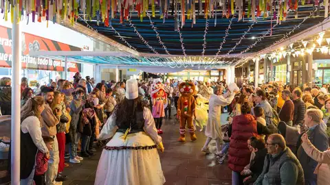 El centro comercial El Faro cerró 2024 con un récord de más de ocho millones de visitas y suma ocho nuevas aperturas El centro comercial El Faro cerró 2024 con un récord de más de ocho millones de visitas y suma ocho nuevas aperturas