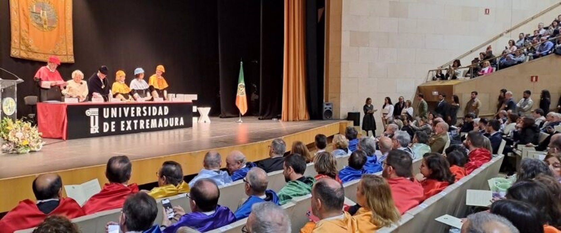 El rector de la Universidad de Extremadura reivindica el valor de la universidad pública como garantía de progreso El rector de la Universidad de Extremadura reivindica el valor de la universidad pública como garantía de progreso