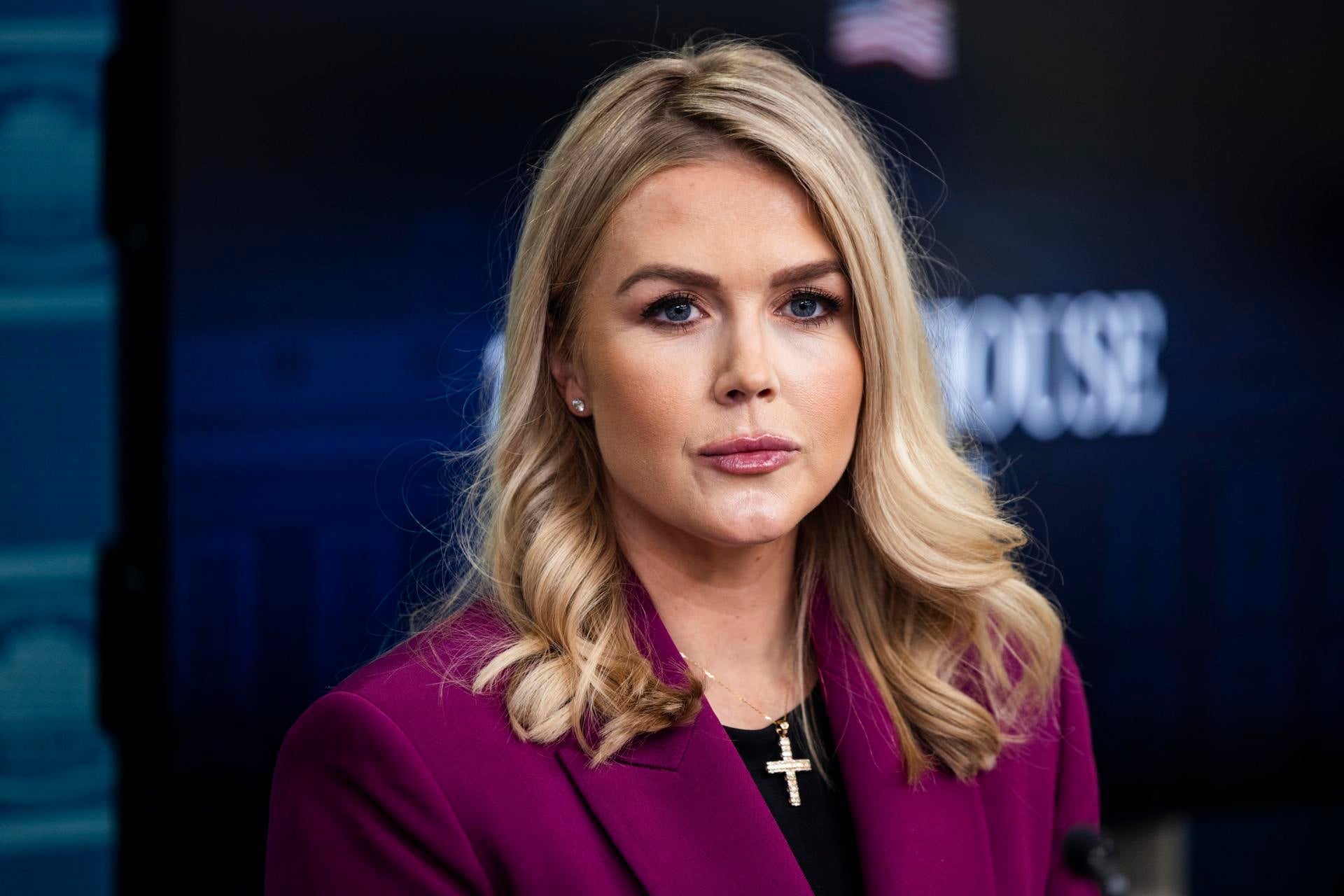 Karoline Leavitt, la joven de 27 años, dura y leal a la que Trump ha encargado la comunicación de la Casa Blanca Karoline Leavitt, la joven de 27 años, dura y leal a la que Trump ha encargado la comunicación de la Casa Blanca