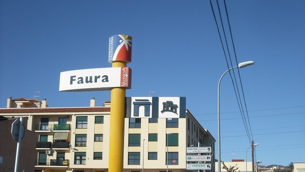 Faura, a favor del valenciano: El Pleno Municipal rechaza la Ley de Libertad Educativa Faura, a favor del valenciano: El Pleno Municipal rechaza la Ley de Libertad Educativa