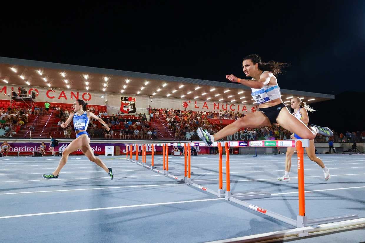 La Nucía saca por algo más de 690.00 de euros la gestión del Estadio Olimpico Camilo Cano ante el aumento de instalaciones y eventos La Nucía saca por algo más de 690.00 de euros la gestión del Estadio Olimpico Camilo Cano ante el aumento de instalaciones y eventos