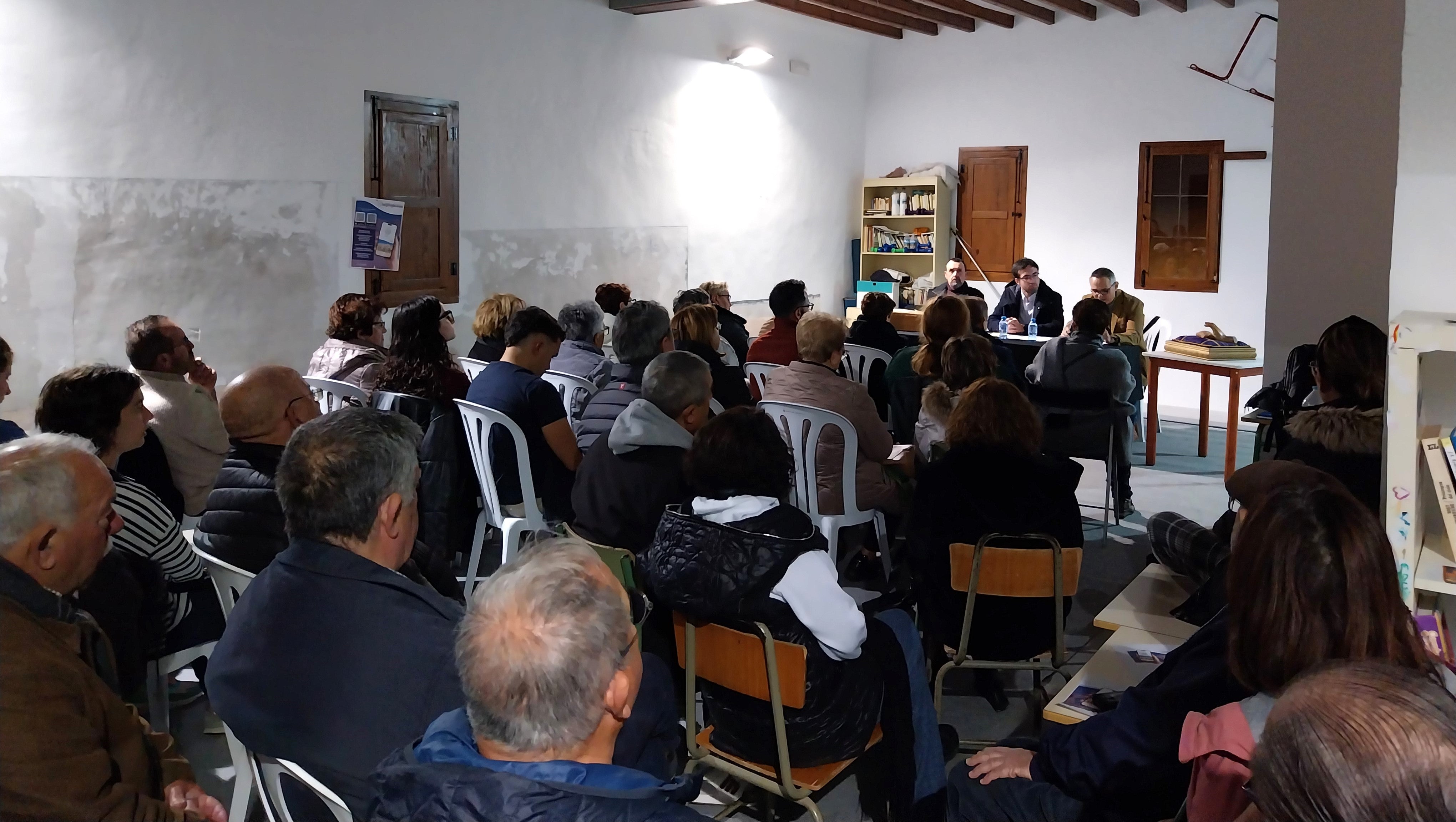 Se retoman en Villajoyosa los encuentros “Empremptes i papers. Recuperant la memòria dels barris de la Vila” Se retoman en Villajoyosa los encuentros “Empremptes i papers. Recuperant la memòria dels barris de la Vila”