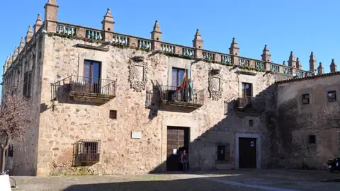 Victoria Bazaga espera que las obras del Museo de Cáceres "avancen lo más rápido posible" y se cumplan los plazos Victoria Bazaga espera que las obras del Museo de Cáceres "avancen lo más rápido posible" y se cumplan los plazos