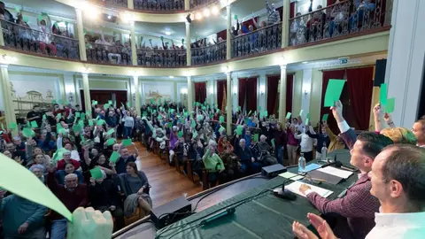 La asamblea del Bloque Nacionalista Rural (BNR), el partido que lidera el alcalde de Gáldar (Gran Canaria), Teodoro Sosa, ha decidido este miércoles por unanimidad romper con Nueva Canarias. La asamblea del Bloque Nacionalista Rural (BNR), el partido que lidera el alcalde de Gáldar (Gran Canaria), Teodoro Sosa, ha decidido este miércoles por unanimidad romper con Nueva Canarias.