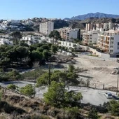 Parcela donde se edificará el hotel, subastada en su día por el Ayuntamiento de Villajoyosa Parcela donde se edificará el hotel, subastada en su día por el Ayuntamiento de Villajoyosa