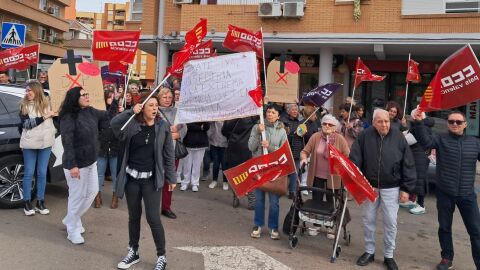 Concentración de la plantilla de las residencias de gestión integral en Puerto de Sagunto Concentración de la plantilla de las residencias de gestión integral en Puerto de Sagunto