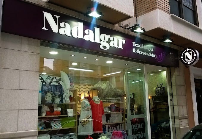 Nadalgar, 25 años vistiendo hogares y creando sueños en Alzira Nadalgar, 25 años vistiendo hogares y creando sueños en Alzira