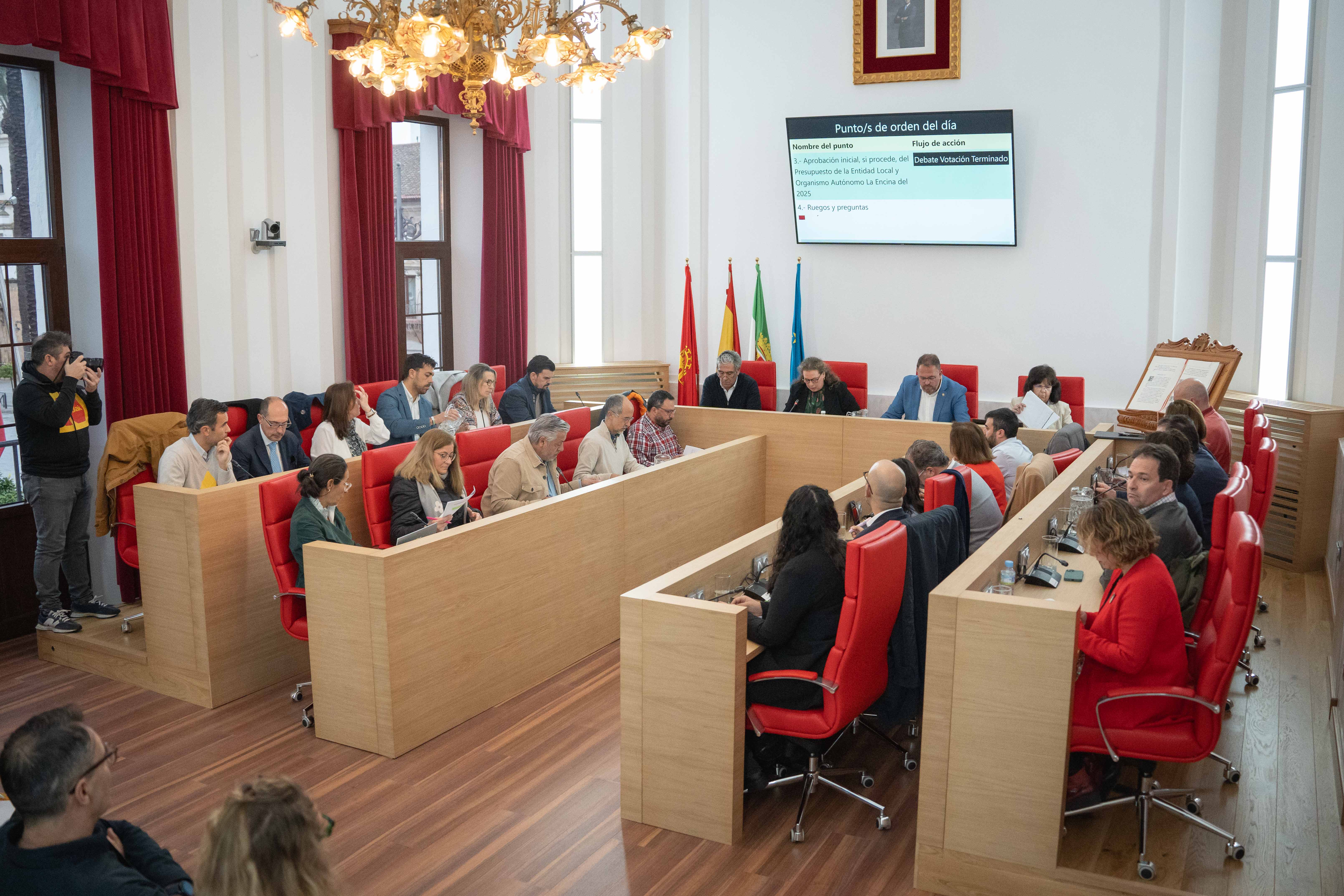 El ayuntamiento de Mérida asume el 2025 con casi 71 millones de euros de presupuesto, el más alto de su historia El ayuntamiento de Mérida asume el 2025 con casi 71 millones de euros de presupuesto, el más alto de su historia