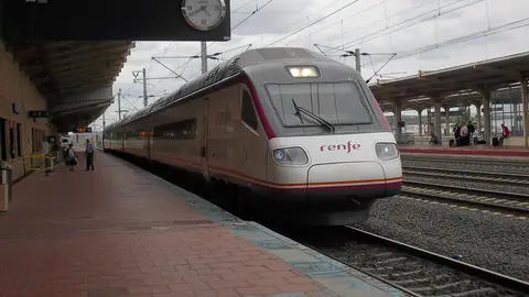 Tren Avant en la estación de Ciudad Real Tren Avant en la estación de Ciudad Real