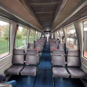 Más problemas en Feve: Las lluvias de la Borrasca Herminia llenan de agua al tren, que sigue acumulando incidencias diarias