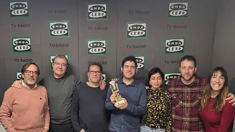 Tertulia Ilustrada con La Estrella Azul Tertulia Ilustrada con La Estrella Azul