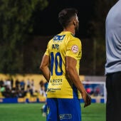 El Orihuela CF pierde a Ayo para lo que queda de temporada por una lesión en el menisco que le llevará al quirófano