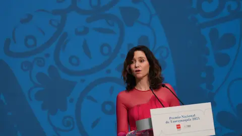 Sol cuantifica en 7 millones el coste que reclamará a Sánchez por mantener las ayudas al transporte Sol cuantifica en 7 millones el coste que reclamará a Sánchez por mantener las ayudas al transporte