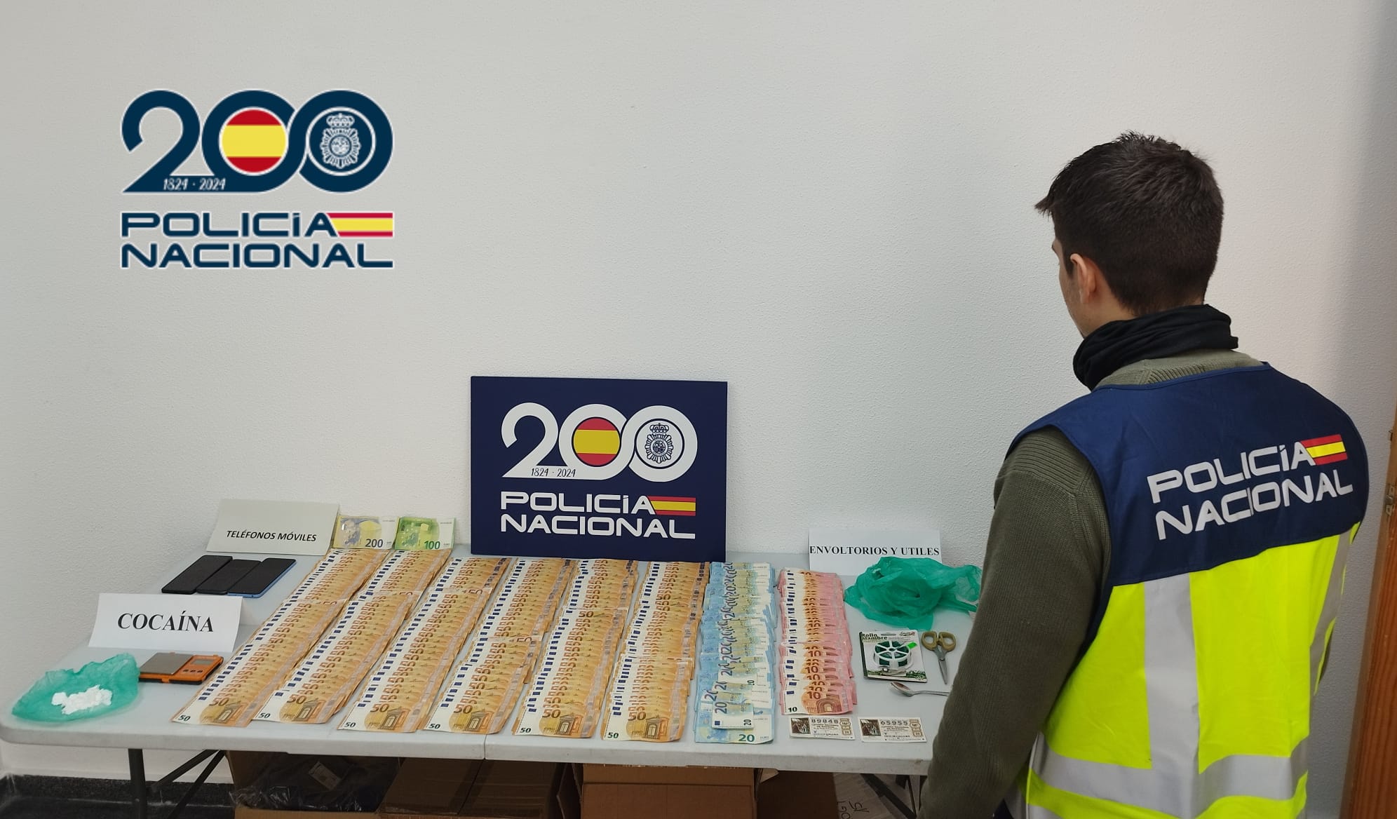 La Policía Nacional detiene a dos mujeres en Elda por vender cocaína desde un piso La Policía Nacional detiene a dos mujeres en Elda por vender cocaína desde un piso