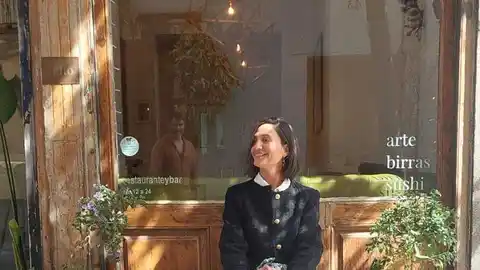 La escritora Laura Riñón La escritora Laura Riñón