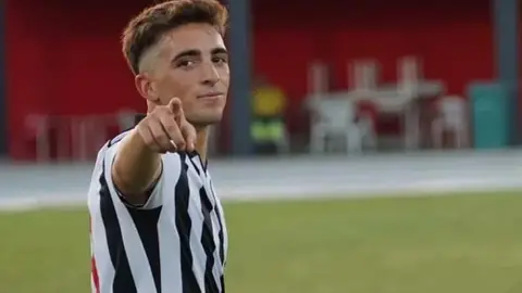 El Castellón se agarra a la vuelta de Calatrava para cerrar la crisis El Castellón se agarra a la vuelta de Calatrava para cerrar la crisis