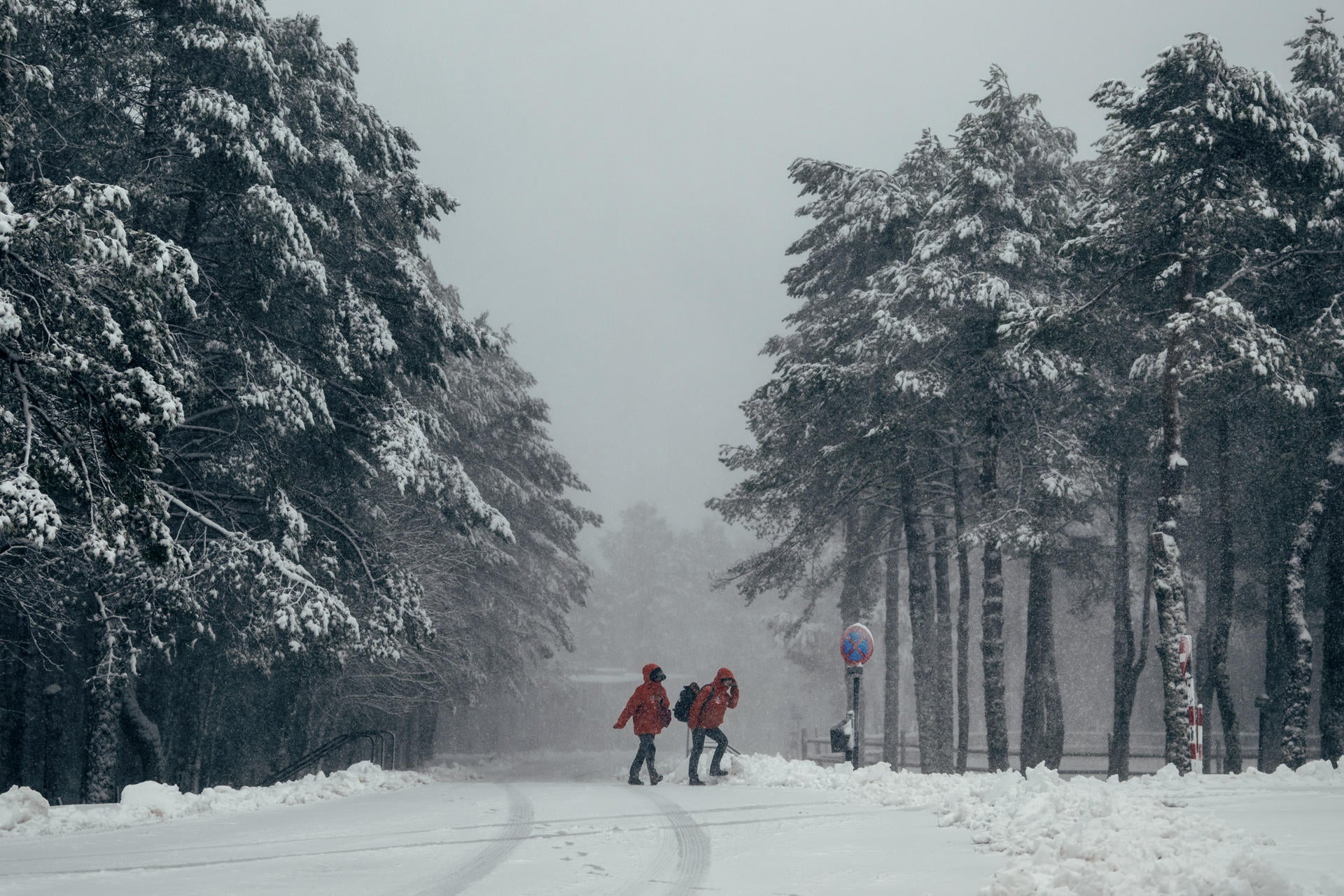 Se va la lluvia y vuelve el frío polar a España: la borrasca Ivo deja nevadas y desploma las temperaturas en estas zonas Se va la lluvia y vuelve el frío polar a España: la borrasca Ivo deja nevadas y desploma las temperaturas en estas zonas