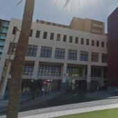 Entrada de urgencias del Hospital Materno Insular de Gran Canaria 