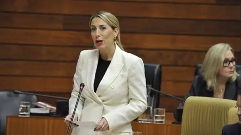 La presidenta Guardiola suspende su agenda de este jueves, incluida la asistencia al pleno de la Asamblea, por motivos personales La presidenta Guardiola suspende su agenda de este jueves, incluida la asistencia al pleno de la Asamblea, por motivos personales