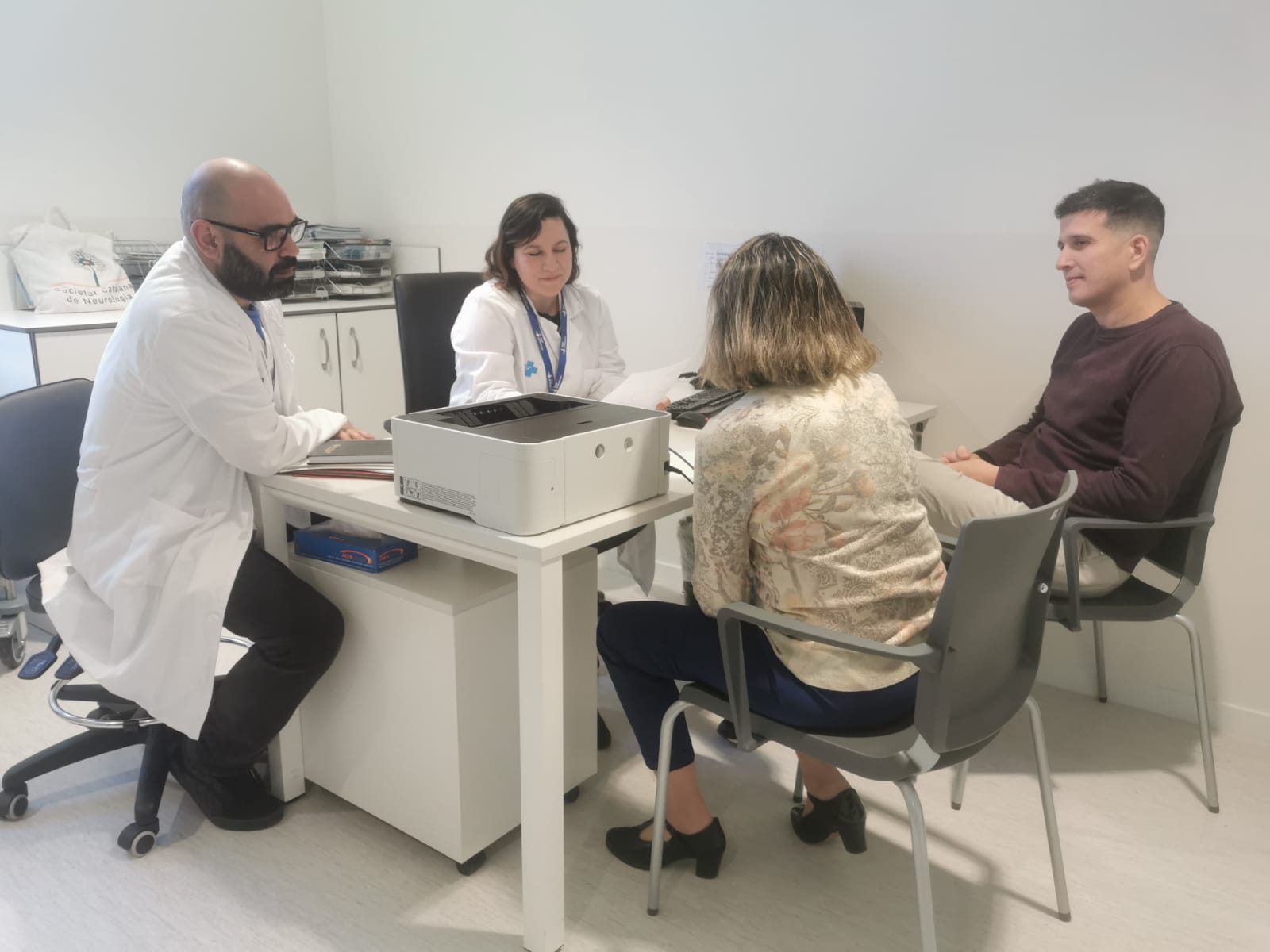 L'Hospital Vall d'Hebron reconverteix una àrea covid per atendre pacients d'Alzheimer i Parkinson L'Hospital Vall d'Hebron reconverteix una àrea covid per atendre pacients d'Alzheimer i Parkinson
