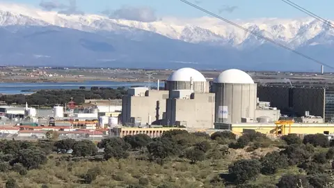 El Consejo General de Ingenieros Industriales destaca que "no hay razón para el cierre" de la Central Nuclear de Almaraz El Consejo General de Ingenieros Industriales destaca que "no hay razón para el cierre" de la Central Nuclear de Almaraz